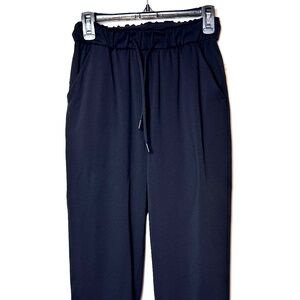 Lululemon Keep Moving pant 7/8 High Rise in Black Size 4 GUC